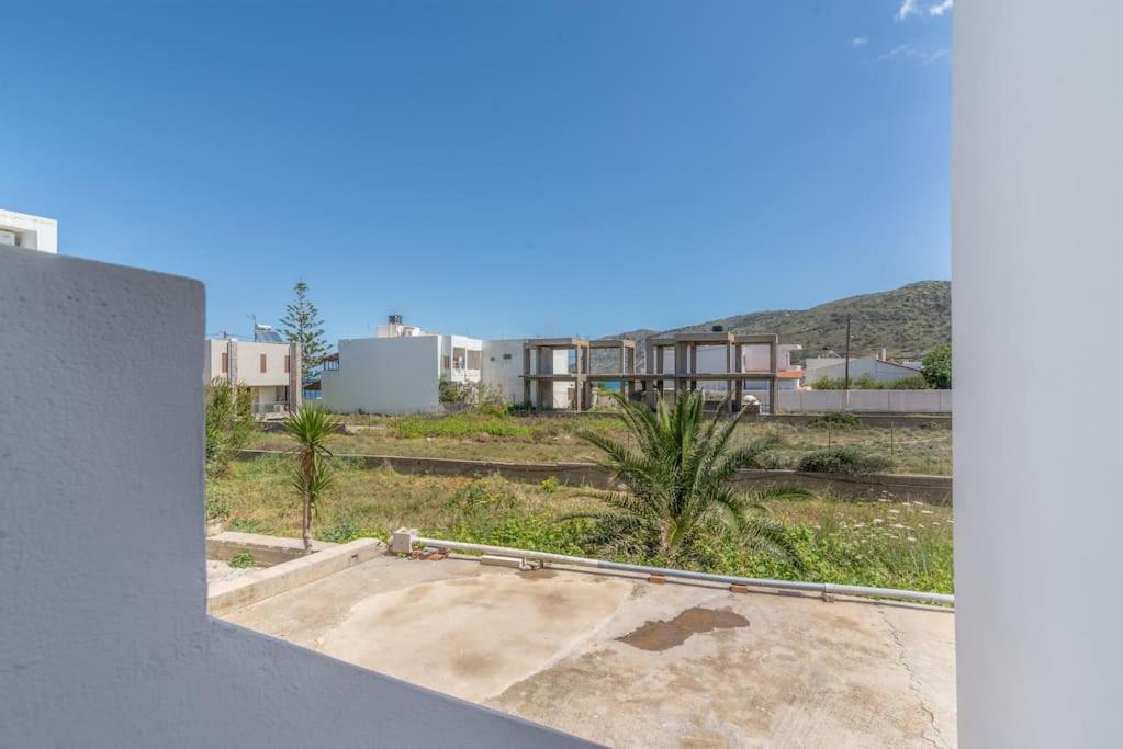 Minoas Apt Next To The Beach Mílatos Exterior foto